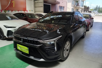 奔腾B70S 2022款 1.5T 智潮统帅