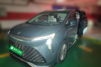 别克 世纪 2023款 2.0T 七座蕴世版