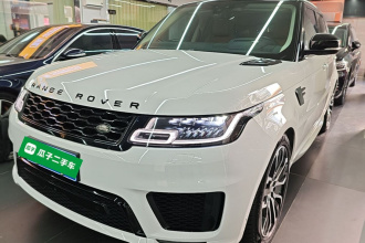 路虎 揽胜运动版 2022款 3.0 L6 耀黑版