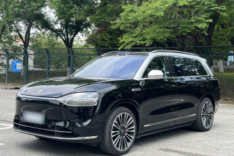 鸿蒙智行 问界M9 2025款 增程 Ultra版 52kWh 5座版 (192线激光雷达）