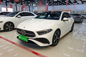 奔驰A级 2025款 A 200 L 时尚型