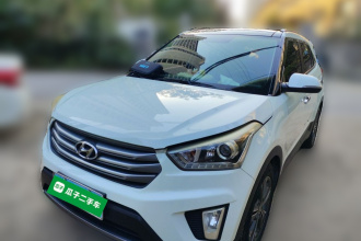 北京现代ix25 2015款 1.6L 自动两驱尊贵型DLX