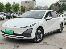 五菱汽车 五菱E5 2024款 410km 标准版