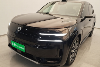 腾势N9 2025款 旗舰型