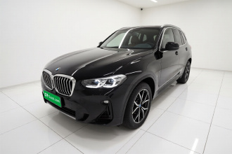 宝马X3 2022款 改款 xDrive25i M运动套装