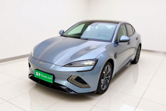 比亚迪 海豹 2022款 550km 标准续航后驱版尊贵型