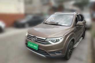 一汽 森雅R7 2016款 1.6L 手动智能型