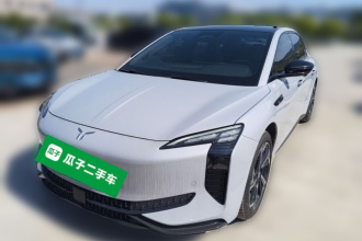 红旗EH7 2024款 760 Pro+ 四驱版