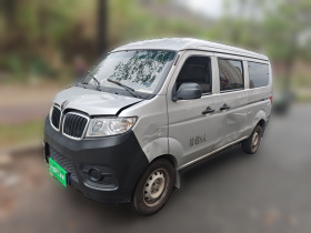 金杯 新海狮X30L 2023款 1.5L超享版客车5/6/7座无空调版 SWC15M