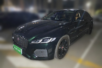 捷豹XFL 2022款 XFL 2.0T P250 两驱尊享豪华版