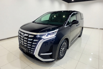腾势D9 2024款 DM-i 980 四驱尊荣型
