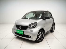 smart fortwo 2015款 1.0L 52千瓦硬顶灵动版