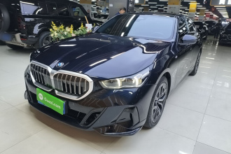宝马5系(进口) 2024款 530i 领先型 M运动套装