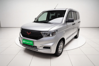 五菱汽车 五菱宏光V 2022款 1.5L劲取版电动助力LAR