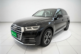 奥迪Q5L 2020款 40 TFSI 荣享时尚型
