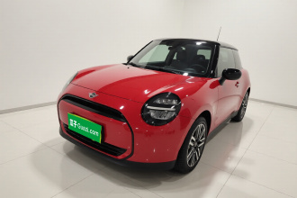 电动MINI COOPER 2024款 456km COOPER E 经典派