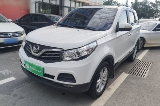 北汽幻速S2 2015款 1.5L 手动豪华型 国IV