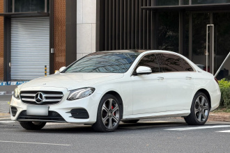 奔驰E级 2016款 E 300 L 运动时尚型