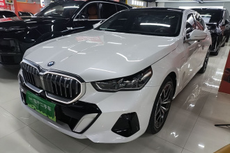 宝马i5 2024款 eDrive 35L M运动套装