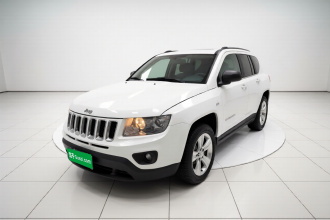 Jeep 指南者(进口) 2011款 2.4L 四驱运动版