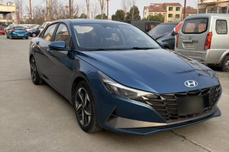 现代 伊兰特 2021款 1.5L CVT LUX尊贵版