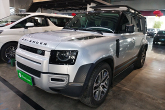 路虎卫士 2021款 110 P400 暗黑特别版