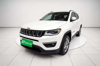 Jeep 指南者 2019款 220T 自动家享版
