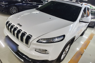 Jeep 自由光 2016款 2.4L 领先版