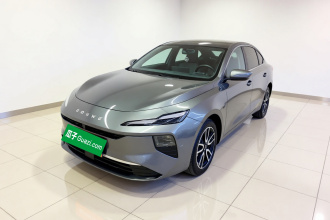 荣威D6 2025款 450km 尊享版
