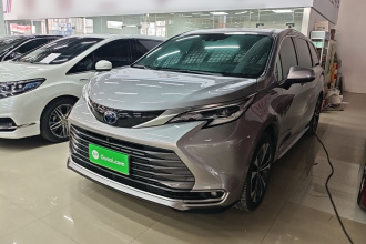 丰田 赛那SIENNA 2021款 2.5L混动 尊贵版