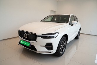 沃尔沃XC60 2024款 B5 四驱智逸豪华版