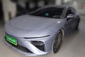 哪吒汽车 哪吒S 2022款 增程版 1160km 后驱大版