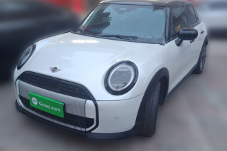 MINI 2025款 1.5T COOPER 经典派 五门版