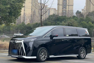 广汽传祺 传祺M8 2024款 宗师系列 400T 至尊版