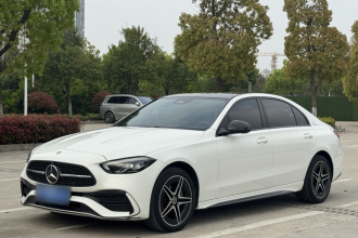 奔驰C级 2023款 改款 C 260 L 皓夜运动版