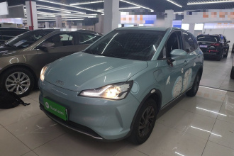哪吒汽车 哪吒V 2022款 潮 300 Lite 磷酸铁锂