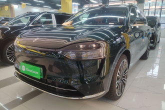 鸿蒙智行 问界M9 2024款 增程 Ultra版 52kWh 6座版