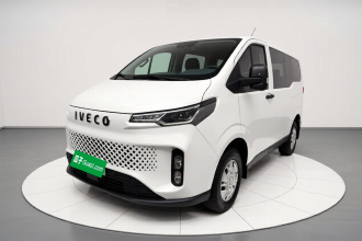 依维柯聚星新能源 2025款 多用途乘用车 77kWh 标轴低顶 5-9座