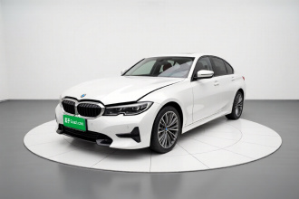 宝马3系 2022款 320i 运动套装