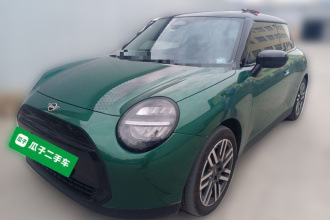 电动MINI COOPER 2025款 456km COOPER E 经典派