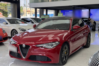 阿尔法·罗密欧 Giulia朱丽叶 2020款 2.0T 280HP 豪华版