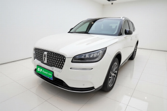 林肯 冒险家 2022款 2.0T 两驱尊享版