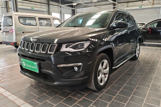 Jeep 指南者 2017款 200T 自动家享版