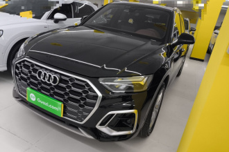 奥迪Q5L 2022款 40T 豪华动感型