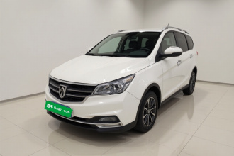 宝骏730 2019款 1.5T 手动时尚型 7座 国VI