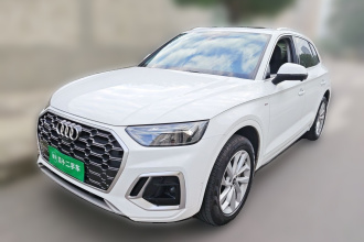 奥迪Q5L 2022款 40T 豪华动感型