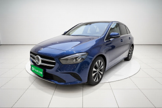 奔驰B级 2021款 B 200 动感型