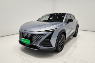 长安UNI-T 2022款 1.5T 旗舰型