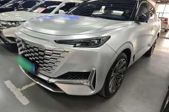 长安UNI-K 2023款 2.0T 两驱悦领型
