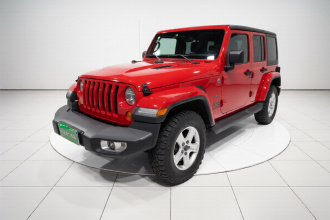 Jeep 牧马人 2018款 2.0T Sahara 四门版